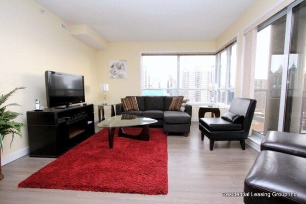 Large 2 Bedroom Condo  Downtown! (RP178)