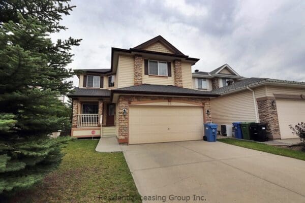 ***Rented*** – SPRINGBANK HILL FAMILY HOME (RP116)